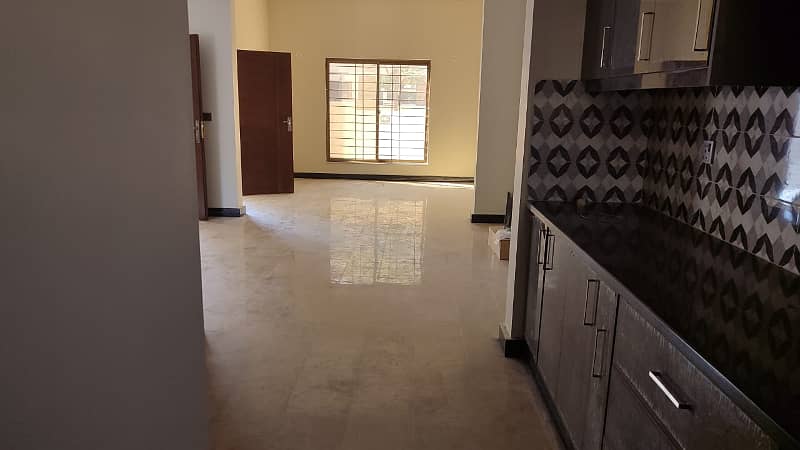 125 SQ YARD VILLA FOR SALE IN BAHRIA TOWN PRICINCT 12 5