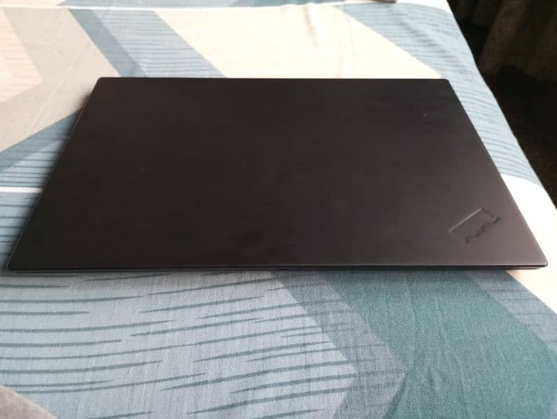 Lenovo ThinkPad T490s 2