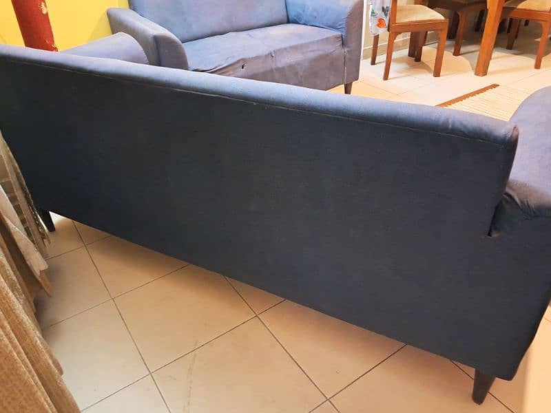 Sturdy 5 seater in good condition 2