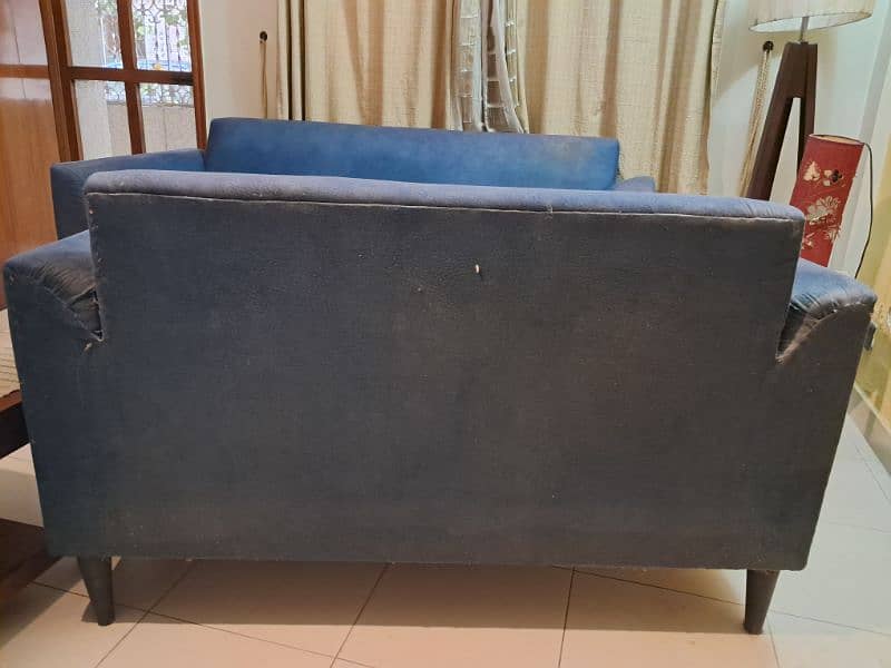 Sturdy 5 seater in good condition 4