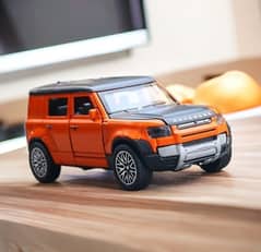 Defender Simulation Metal Car, Openable Doors, Realistic Design,Pull B