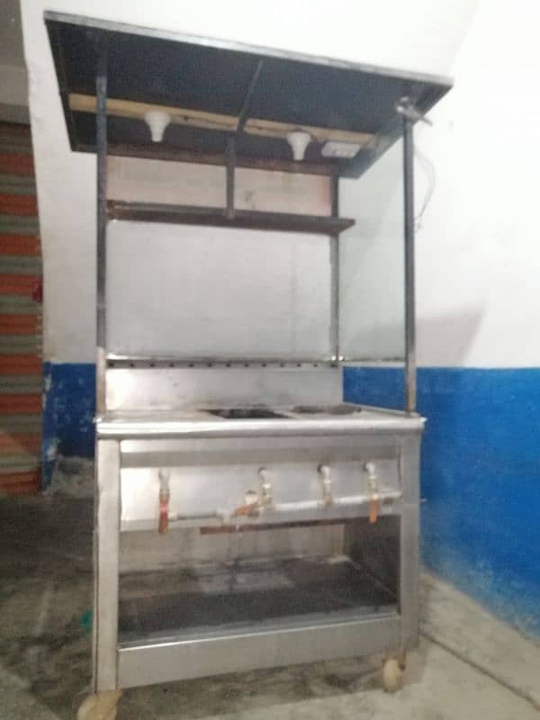 Baryani Counter, Almari, Dad 2, cholha big chamach  For sale urgent 1