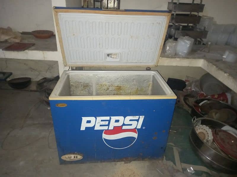 freezer for sale. 6