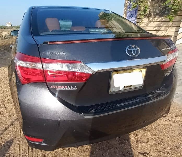 Toyota Corolla Altis 1.6  2017 8