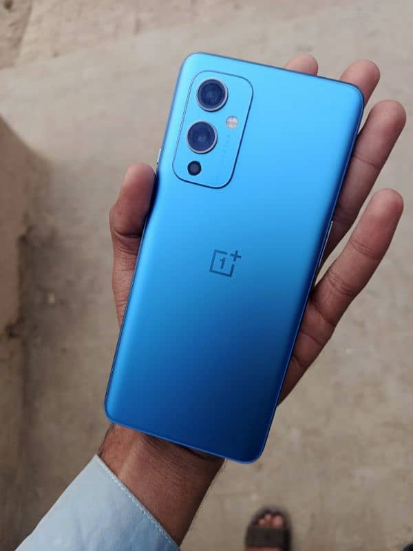 OnePlus 9 12/256 3