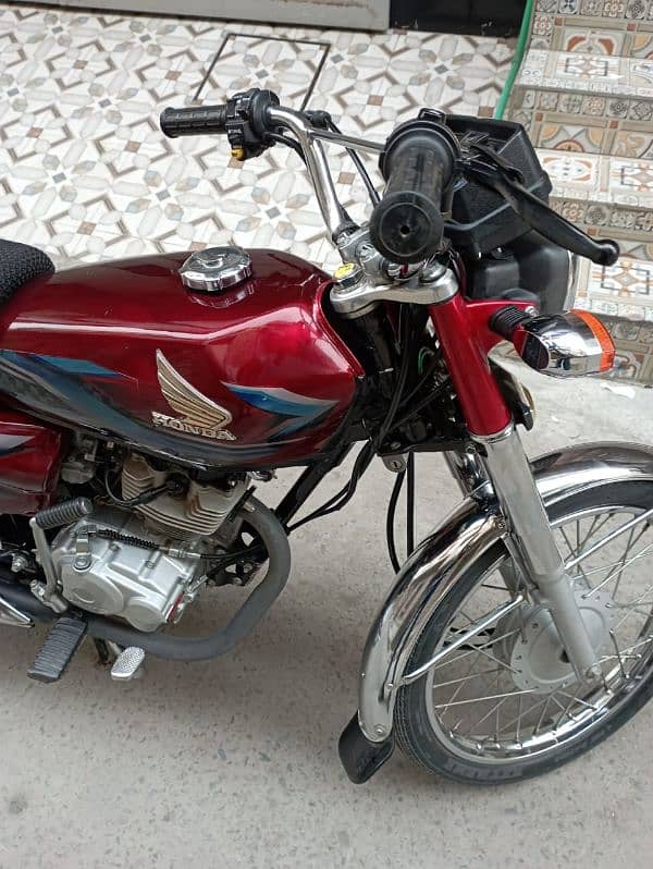 honda 125 2024 5