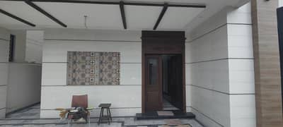 10 MARLA BRAND NEW HOME FOR SALE IN H BLOCK, DREAM GARDENS LAHORE.