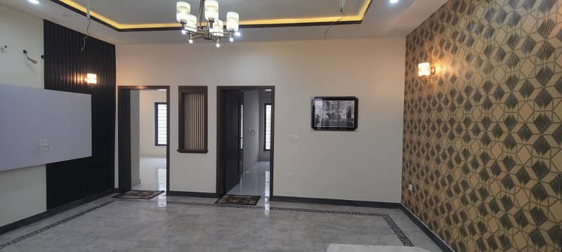 10 MARLA BRAND NEW HOME FOR SALE IN H BLOCK, DREAM GARDENS LAHORE. 7