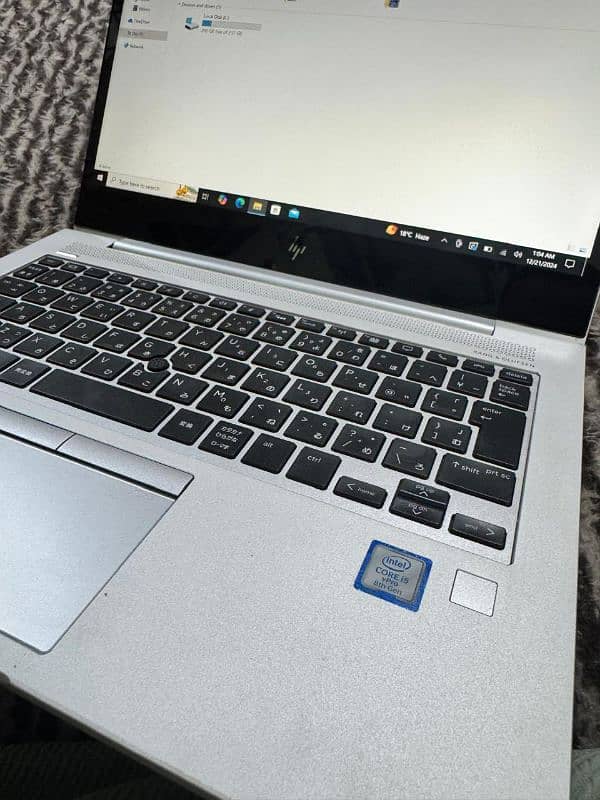 Hp EliteBook 830-G5 Ci5-8th fhd touch display 5