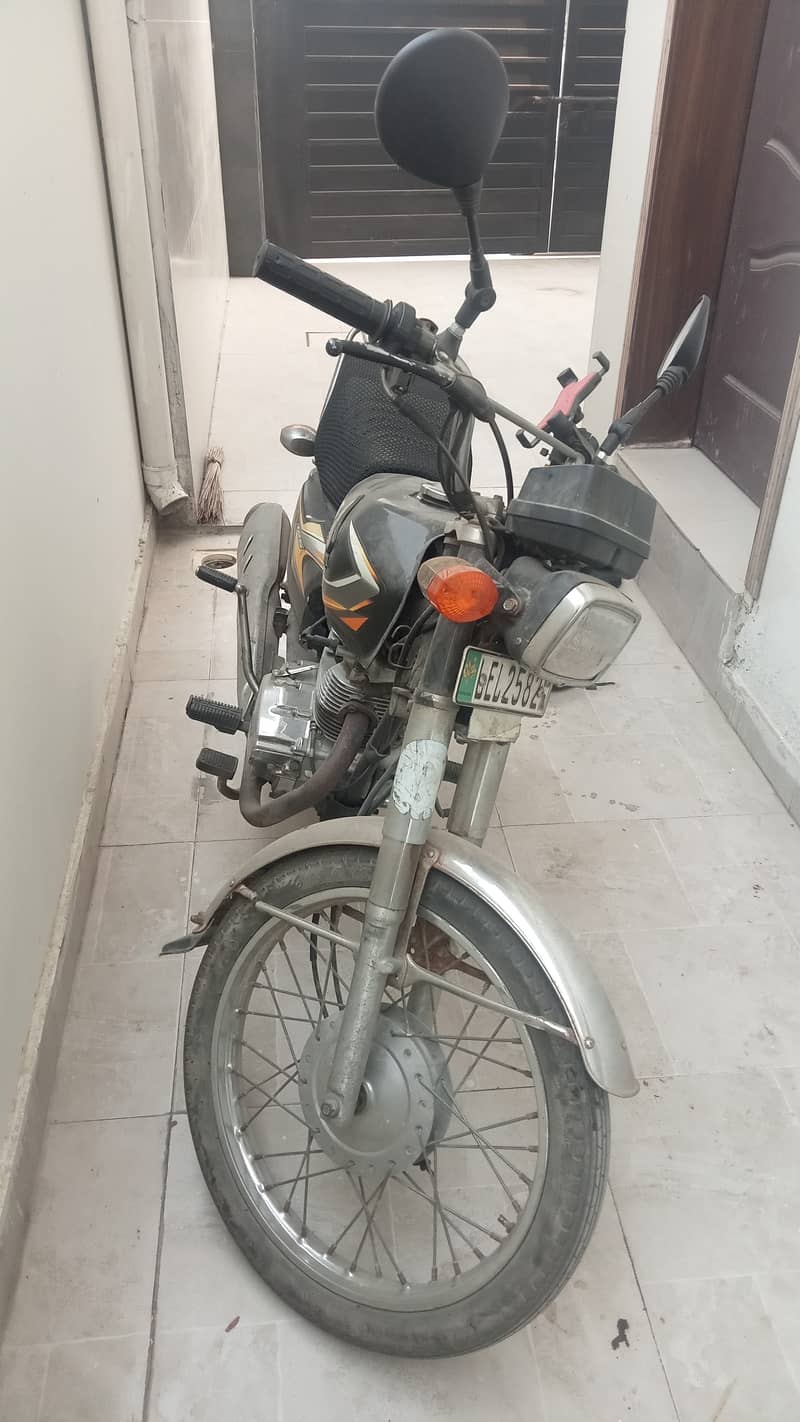 Honda CG 125 2015 0