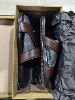 Logo Chappals Size 43