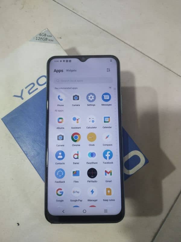 vivo y20s 4gb 128 gbbox charger Sath he 3