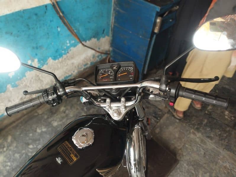 Honda 125 Self Start Model 2024 Urgent sell 4