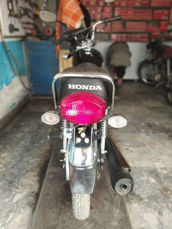 Honda 125 Self Start Model 2024 Urgent sell 8