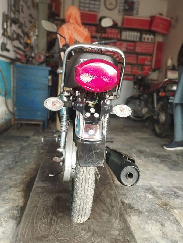 Honda 125 Self Start Model 2024 Urgent sell 10