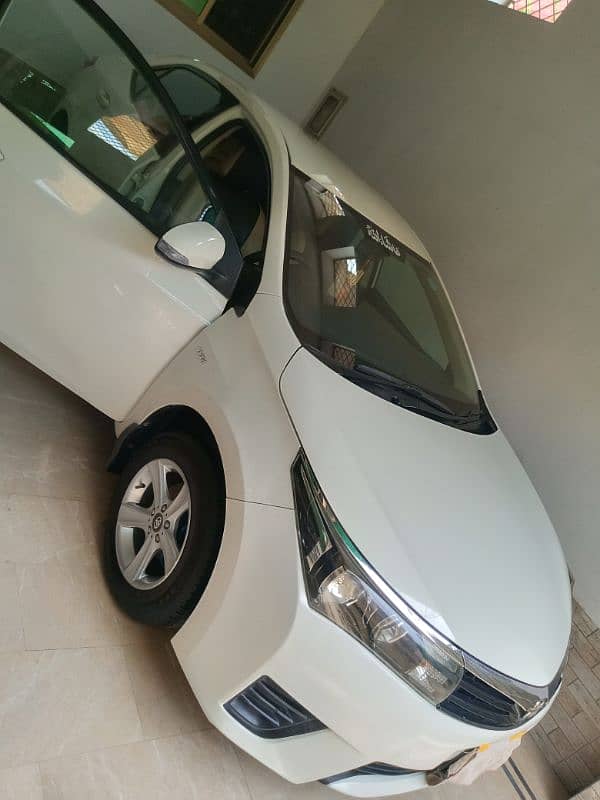 Toyota Corolla GLI 1.3 2015 Automatic 2