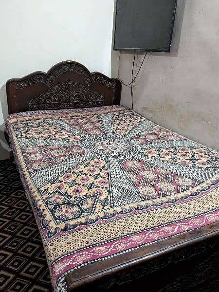 Single bed/reasonable price 2