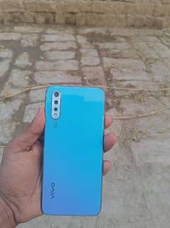 vivo s1