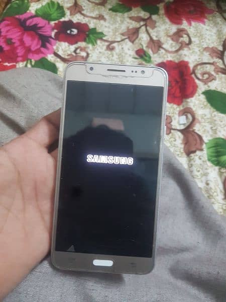 samsung j7 2