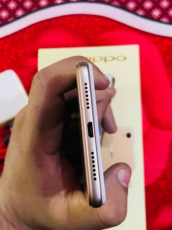 Oppo A37 3/32 With Box charger 4