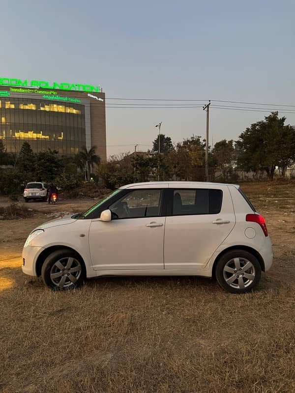 Suzuki Swift Dlx Navigation 2017 5