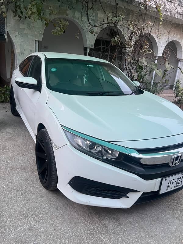 Honda Civic 2017 1