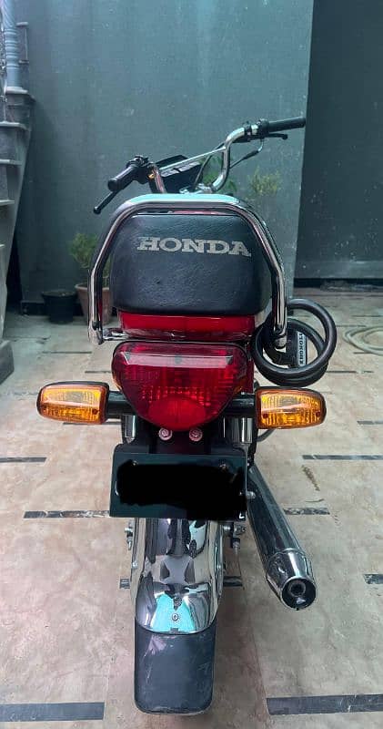 Honda CD 70 in 10/10 condition 7