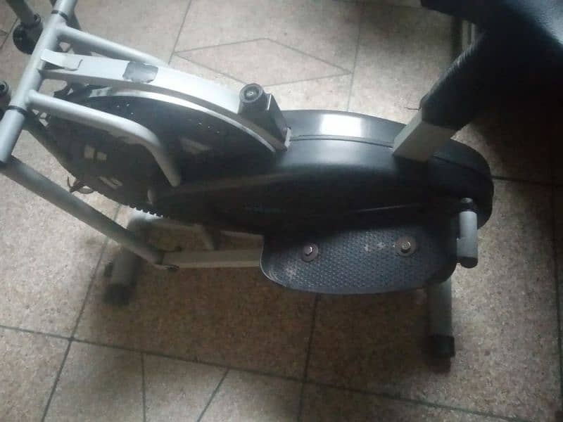 Exercise Cycle Machine for Sale 7