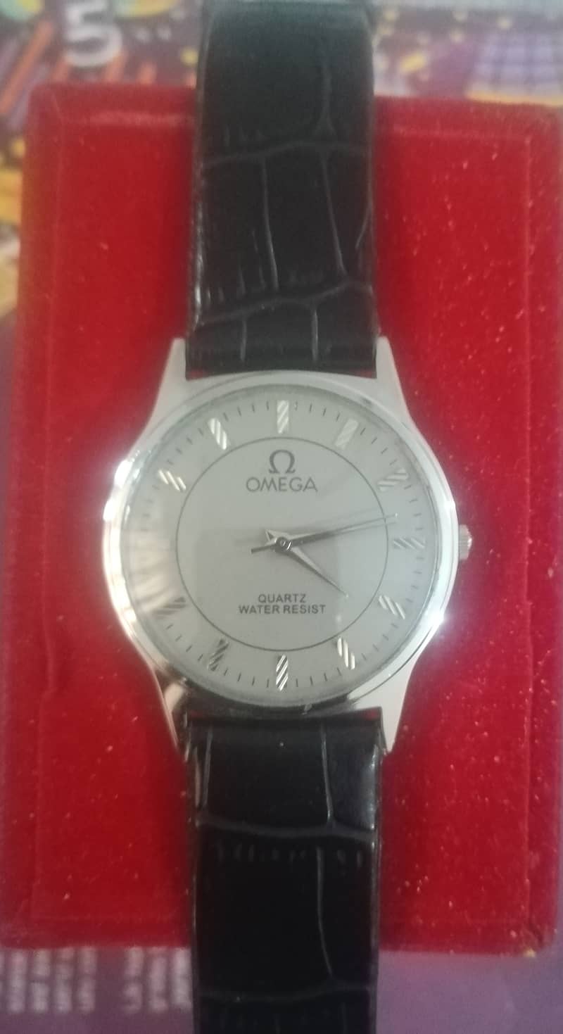 Omega quartz wrist watch 1