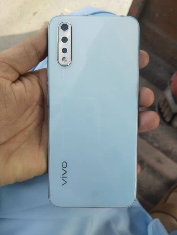 Vivo S1 Orginol With Box and charger 1