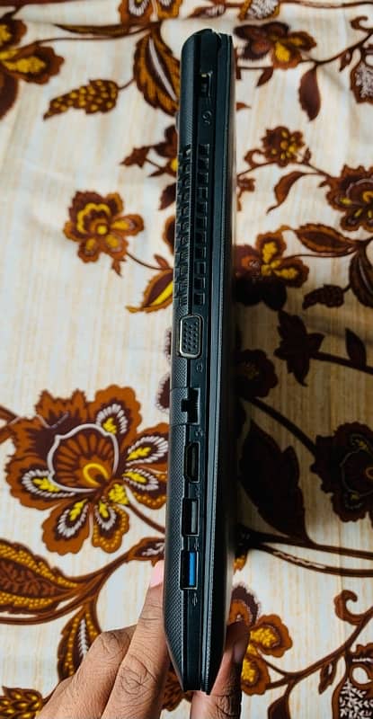 Lenovo G50-70 in Good Condition 4