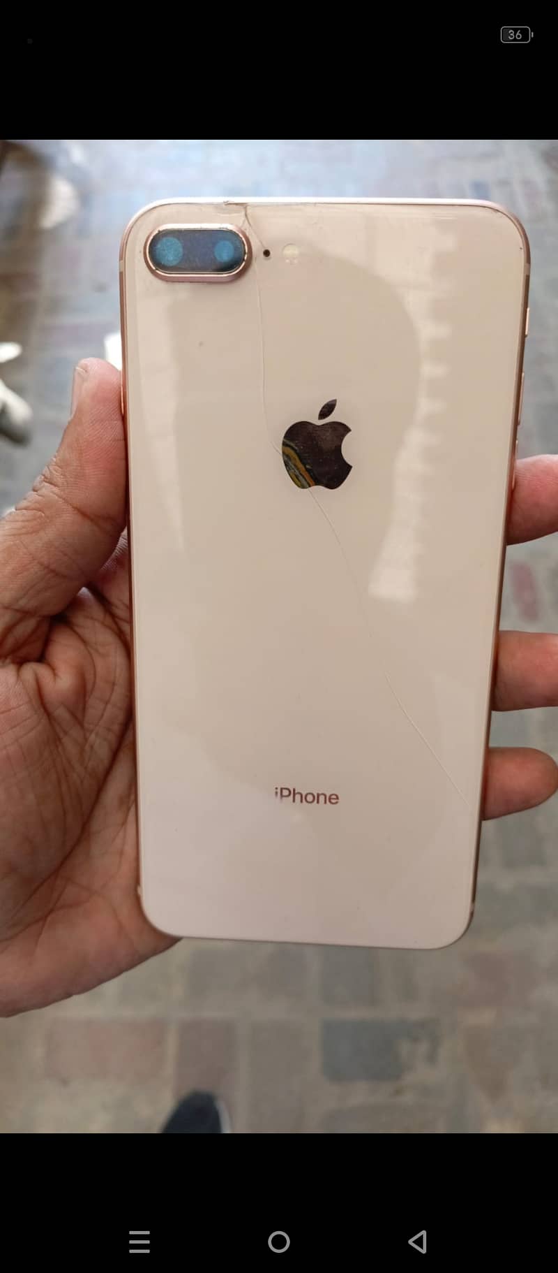 Apple iPhone 8 Plus 4