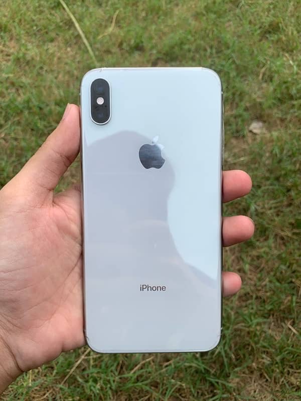 xs max 4