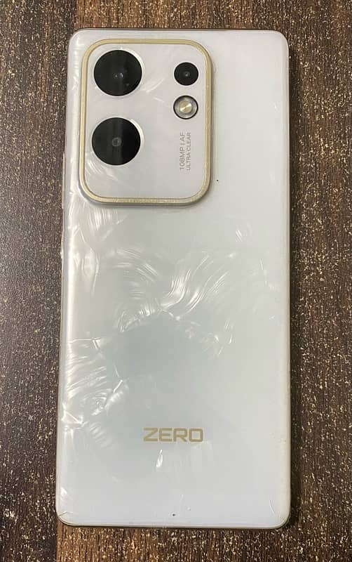 Infinix Zero 30 (16 / 256) with Box Charger. 1