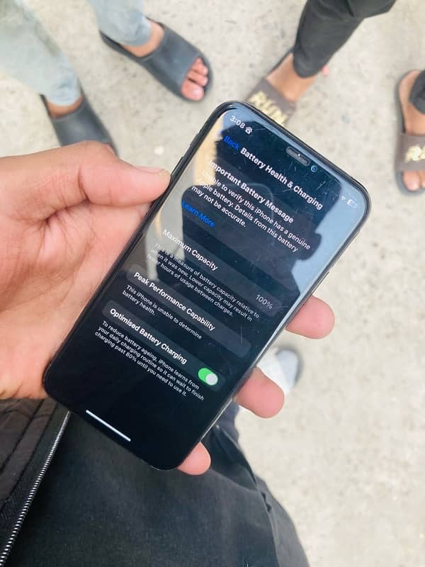 iphone xs non-pta factory unlock 4