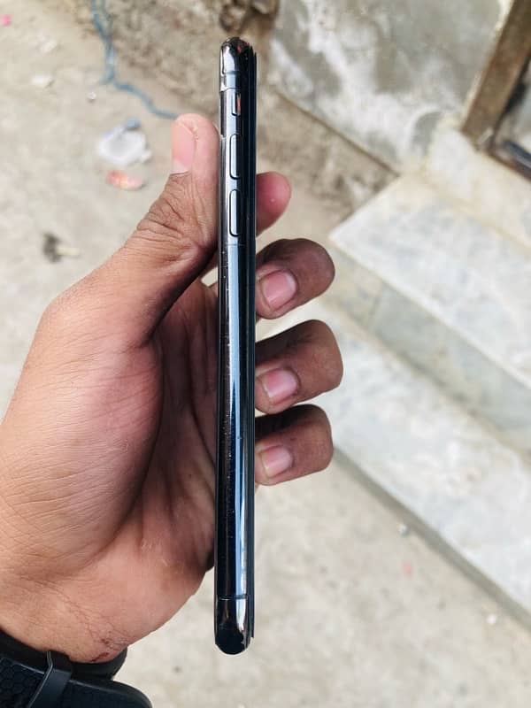 iphone xs non-pta factory unlock 8