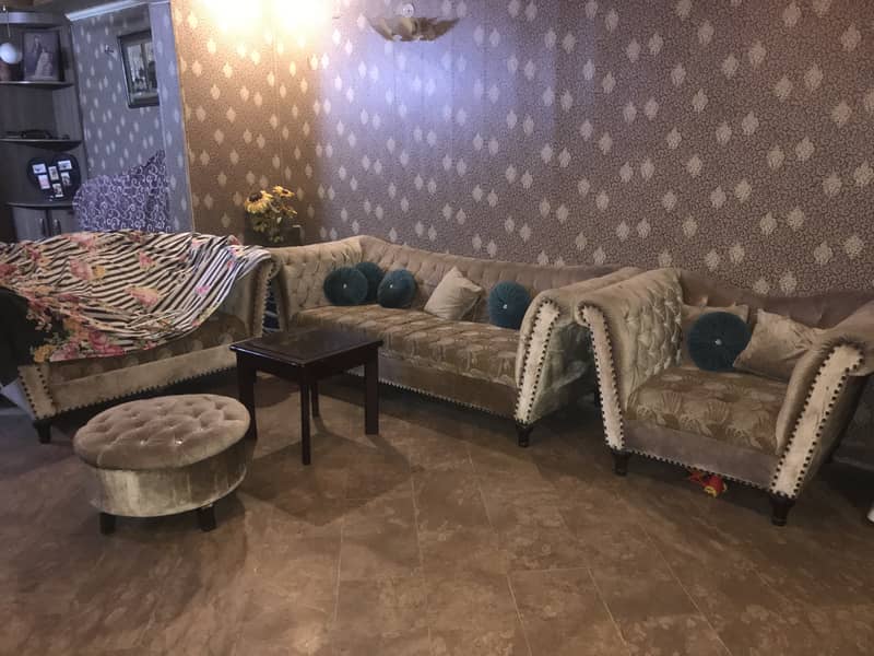 6 seater 2 sofa sets for sale 0