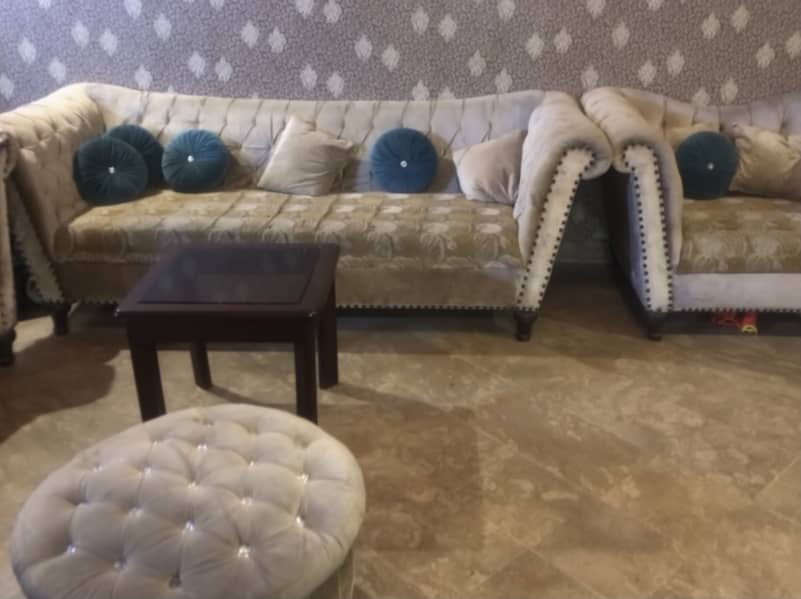 6 seater 2 sofa sets for sale 1