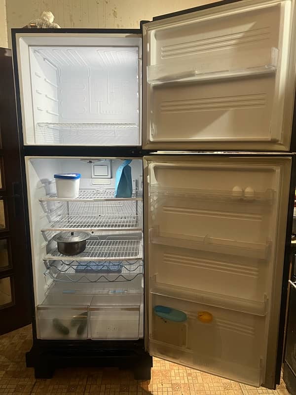 kenwood glass door big fridge 0