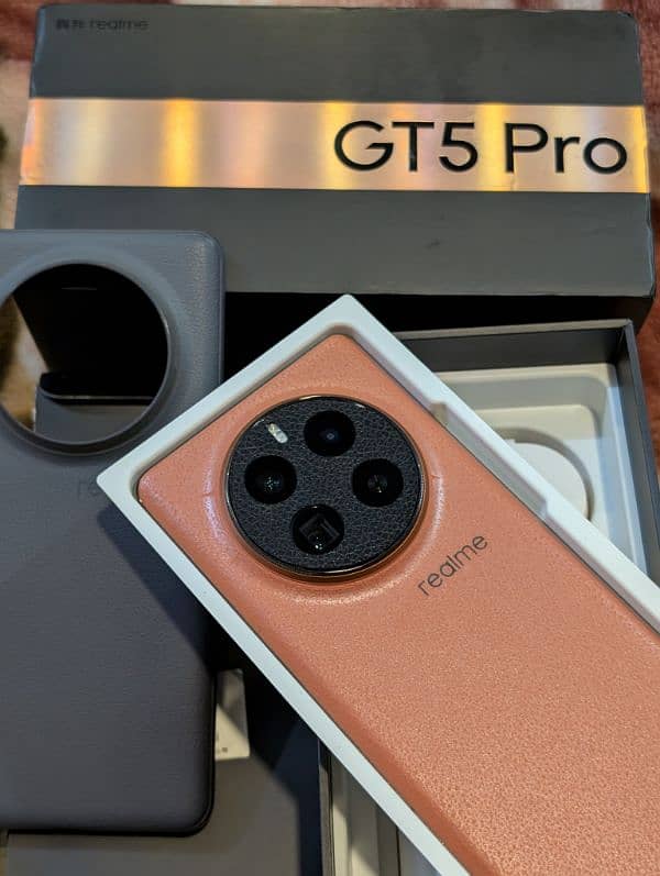 Realme Gt 5 pro 16gb 1tb PTA 8