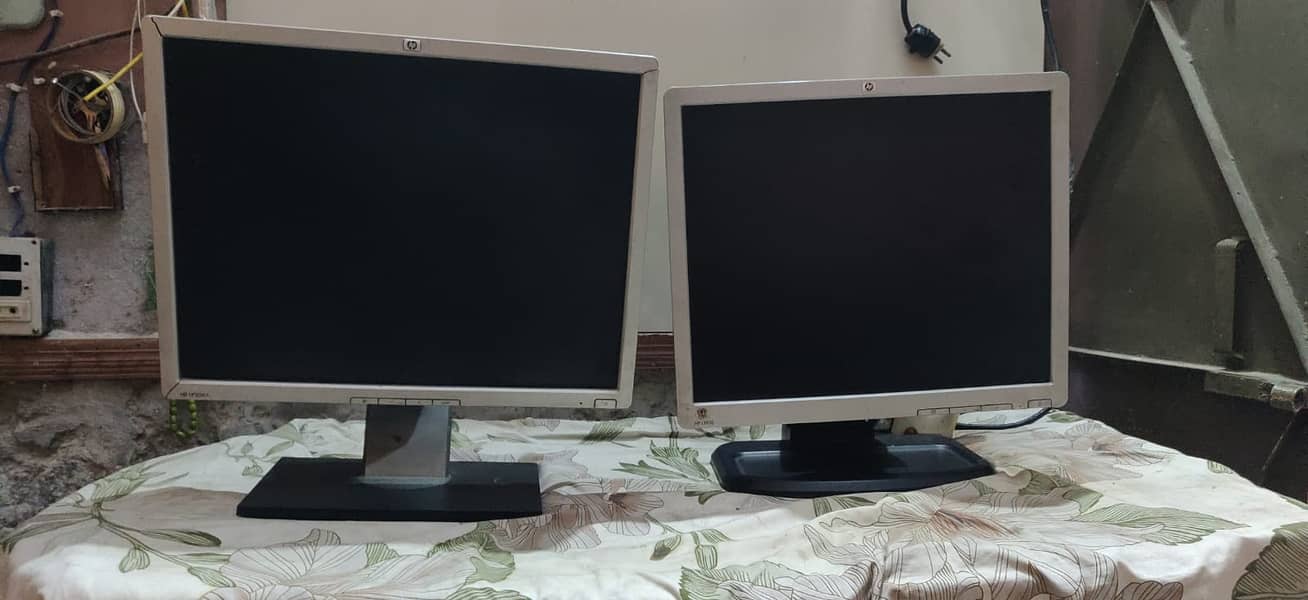 Computer LCD monitor 7