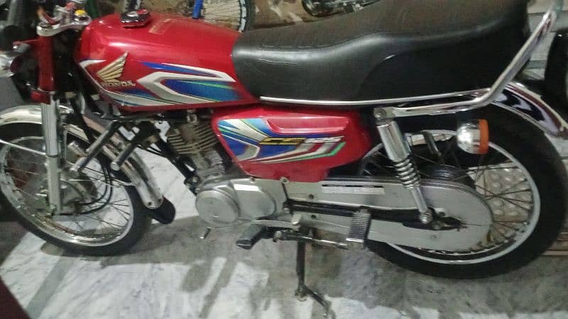 Honda 125 2022 4