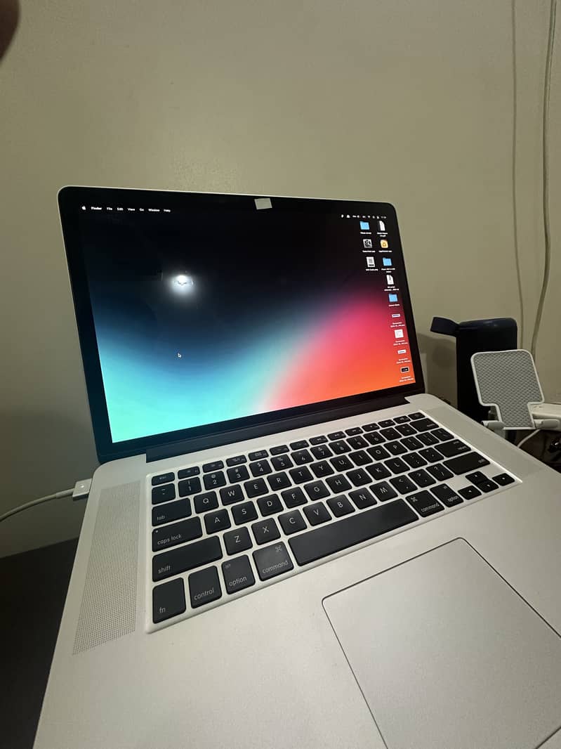 Macbook pro 2015 15INCH 0