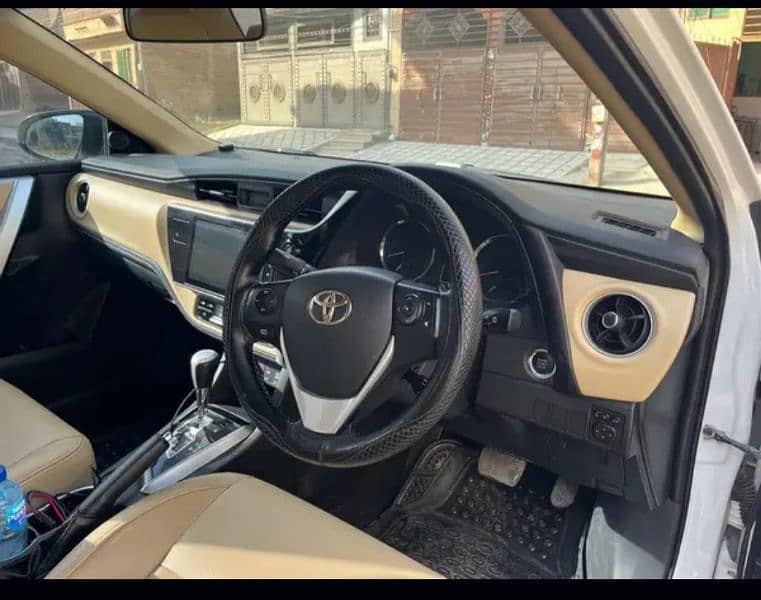 Toyota Altis Grande 2018 8