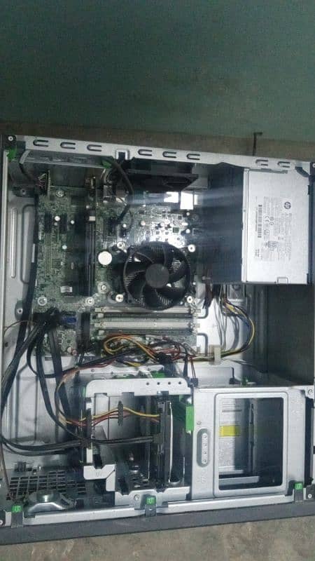 HP ProDesk 600 G1 Tower PC in good condition 3