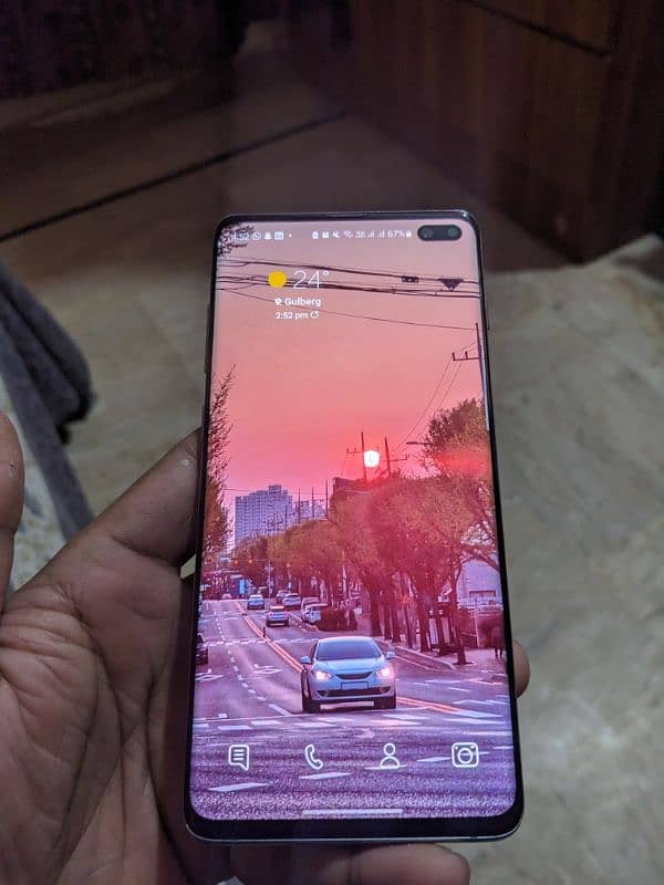 Samsung Galaxy S10+ (plus) 1