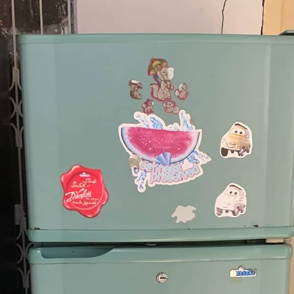 Fridge  For sale Medium  size 0