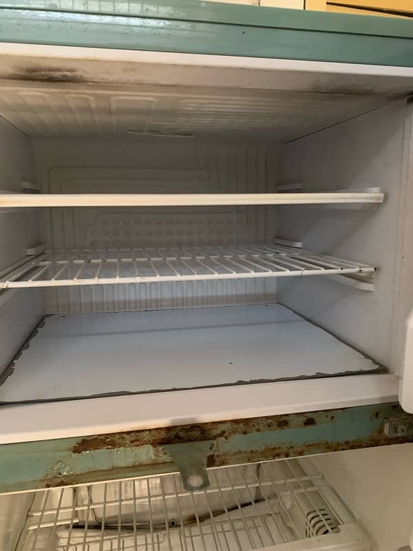 Fridge  For sale Medium  size 3