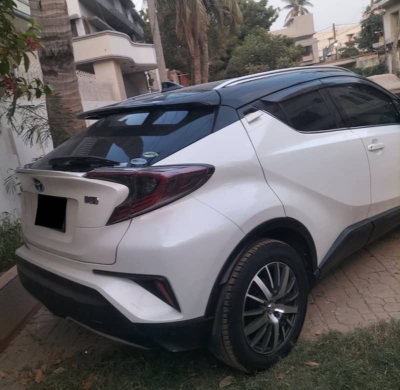 Toyota C-HR G-LED Top Of The Line 4