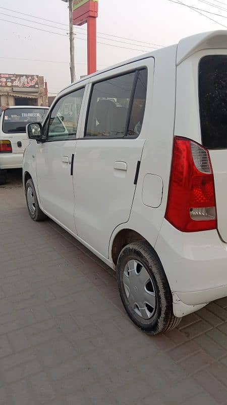 Suzuki Wagon R 2016 1